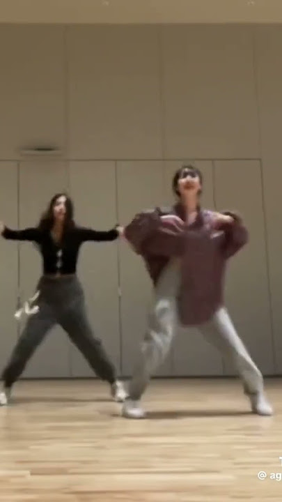 SinB × Umji Dance Stage 🔥 Perfect Moves & Iconic Chemistry!  #GFRIEND #SinB #Umji #KpopDance #Buddy