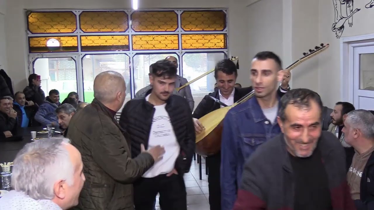 AŞIĞLAR  CANAKSU  KÖYÜ DERNEYİ  GECESİNDE