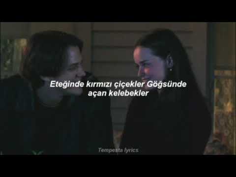 Mavi Gri - Dünyanın En Güzel Kızı (lyrics)