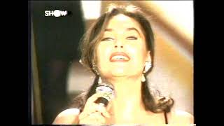 Hülya Avşar - Dönmelisin Resimi