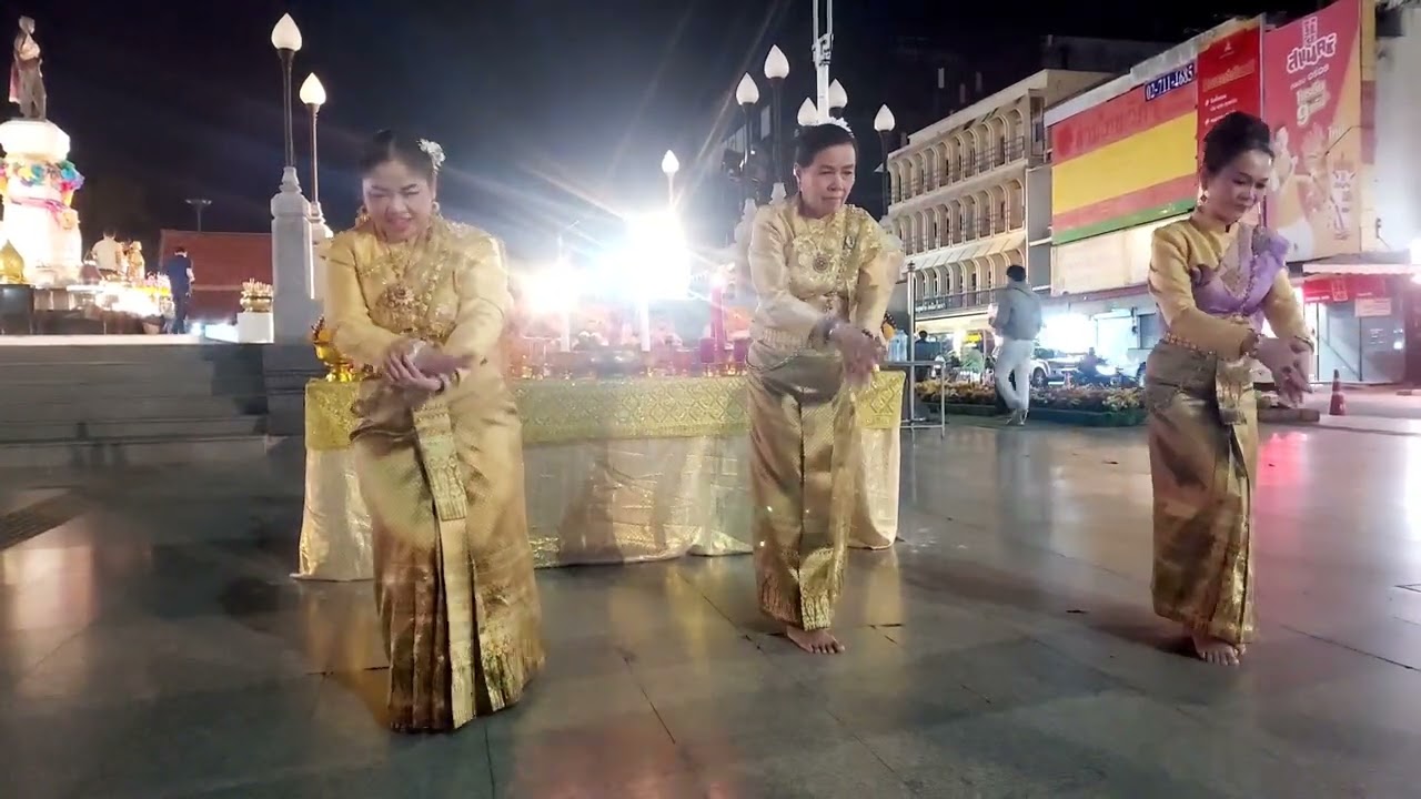 รำเพลงวาดฟ้อนอำนวยพรงานบวงสรวงย่าโม 21/11/68