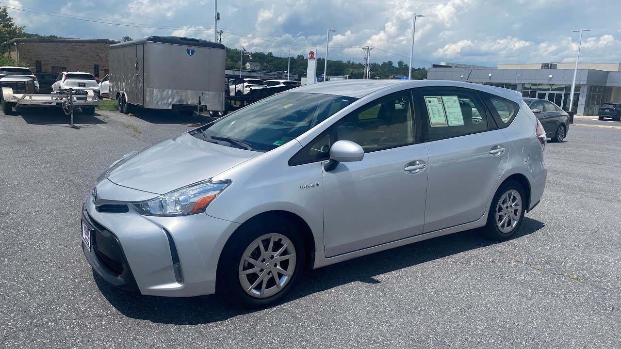 2017 Toyota Prius v Four VIDEO REVIEW | Steven Toyota | 540-434-1400