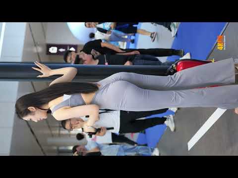 4K 레이싱모델 2024 粤港澳大湾区车展 车模 百变小樱珞 1