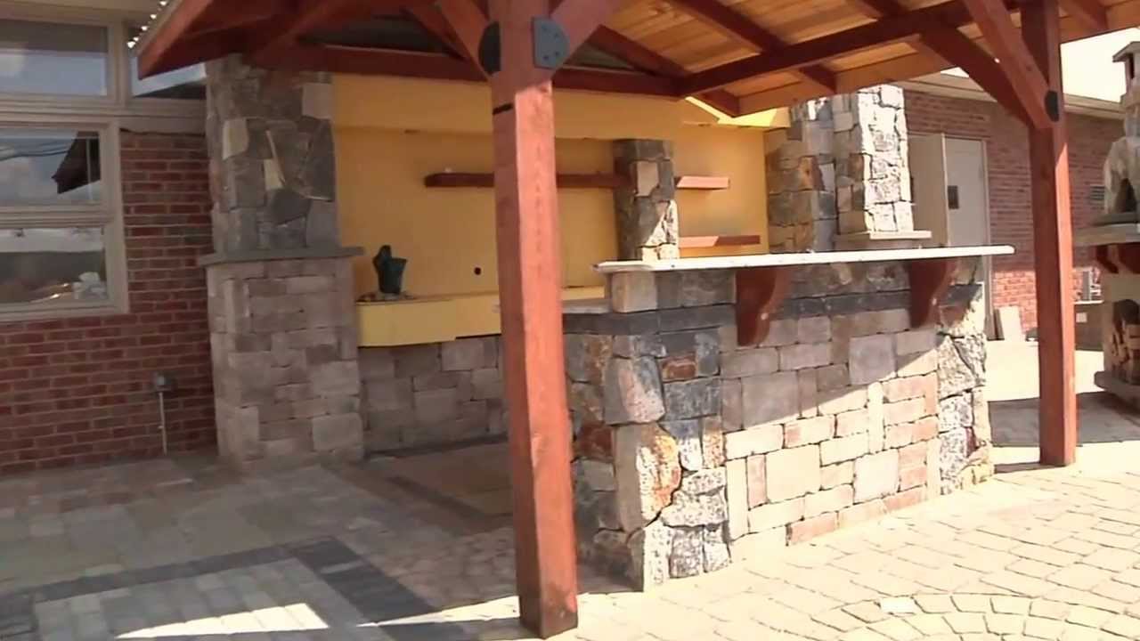 Bahler Brothers' Showroom - Daytime