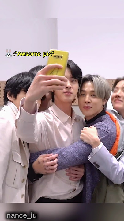 When WWH🐹 Jin Can't Take A Selfie Alone 😂 #bts #jin #shorts