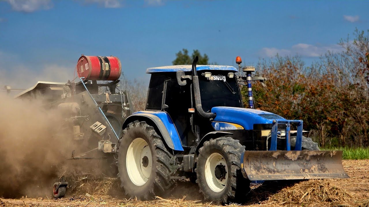 มาชมรถอัดใบอ้อย TM120 กับเครื่องอัดใบ CLAAS 3200 โครงดำ