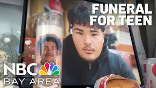 Loved ones mourn slain Oakland teen during funeral