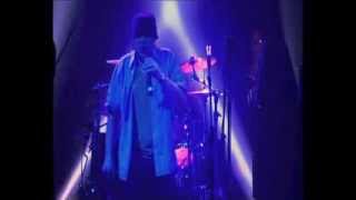 The Happy Mondays - Stinkin&#39; Thinkin&#39;  (Live in Barcelona 2004)