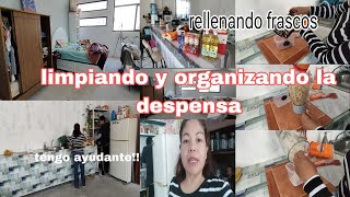 limpiando y organizando la despensa ✨ rellenando frascos✅💯