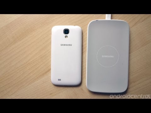 Samsung Galaxy S4 official wireless charging kit