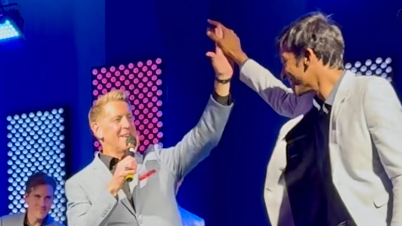 Ernie Haase Called Me Up To Sing “Happy Rhythm” (Deep Bass) (Moonwalk) Colet Selwyn