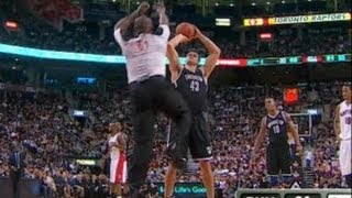 NBA Ref BLOCKS Kris Humphries vs Raptors (HD) 12/12/2012