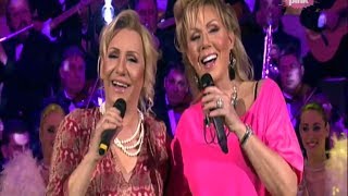 Vignette de la vidéo "Vesna Zmijanac & Lepa Brena - Mix hitova - Grand Show - (TV Pink 21.03.2014)"