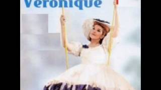Video thumbnail of "VERONIQUE MUSIQUE FRANÇAISE"