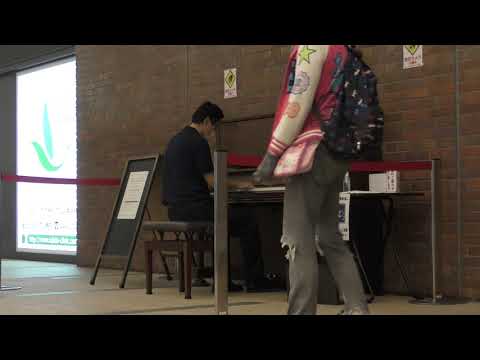 その場で作曲　川崎ミューザにて　by　ピアノ即興詩人かわせひろし♪