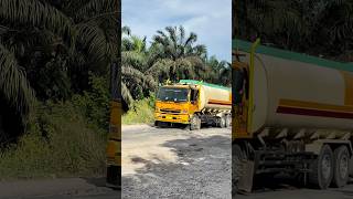 putra dairi #hino500 #automobile #hinopalembang #jalanyangjauhjanganlupapulang #driver