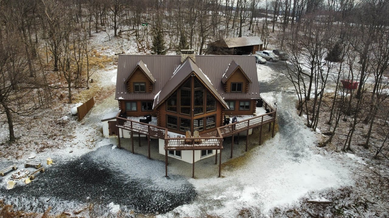 Raystown Lake PA Cabin l Aunt Susie's Country Vacations Crown Jewel