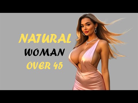 natural older woman over 45 luxury & relaxation before the spotlight inside the villa!