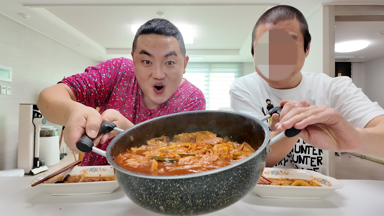 대존맛 떡볶이를 만들어서 일본인 친구에게 한국의 매운맛 보여줬습니다!