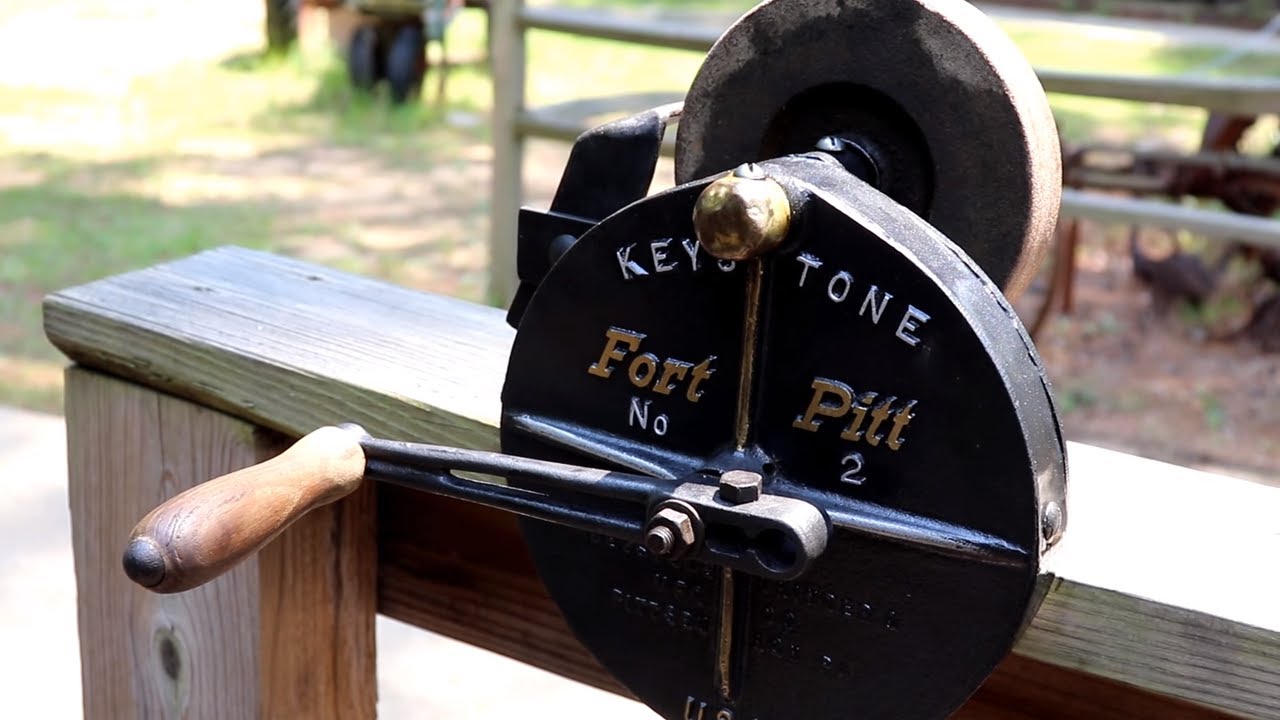 Tool Restoration: Hand Cranked Grinder