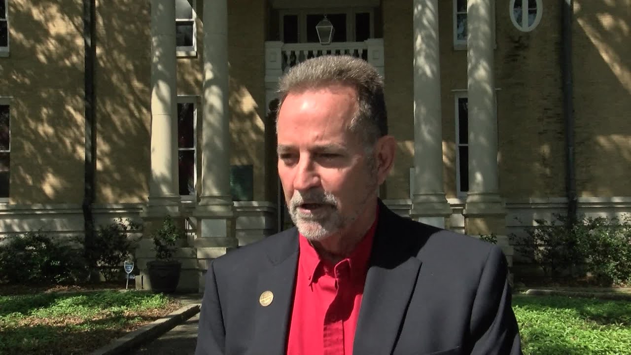 Plaquemine City Hall and Police Station closed due to mold YouTube