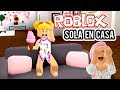 Roblox Bebe Goldie  se Queda Sola en Casa en Bloxburg! - Titi Juegos