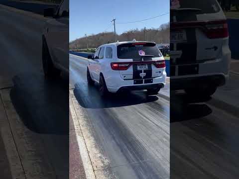 World&#039;s First 8-second Dodge Durango SRT Hellcat Runs an 8.87