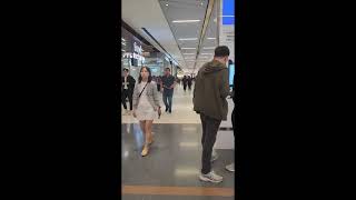 How to walk from Money Exchange to MRT station TRX Samsung Galaxy
