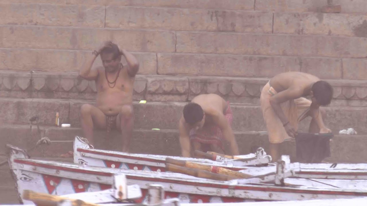 Robert Rossi - "Varanasi - Les ghats 2" (Inde)