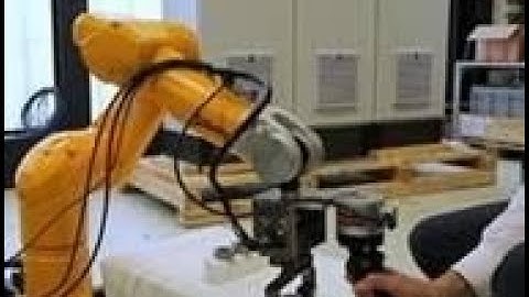 Moog Teach & Replay of robot paths with Moog force control Kit – Pick and Place example