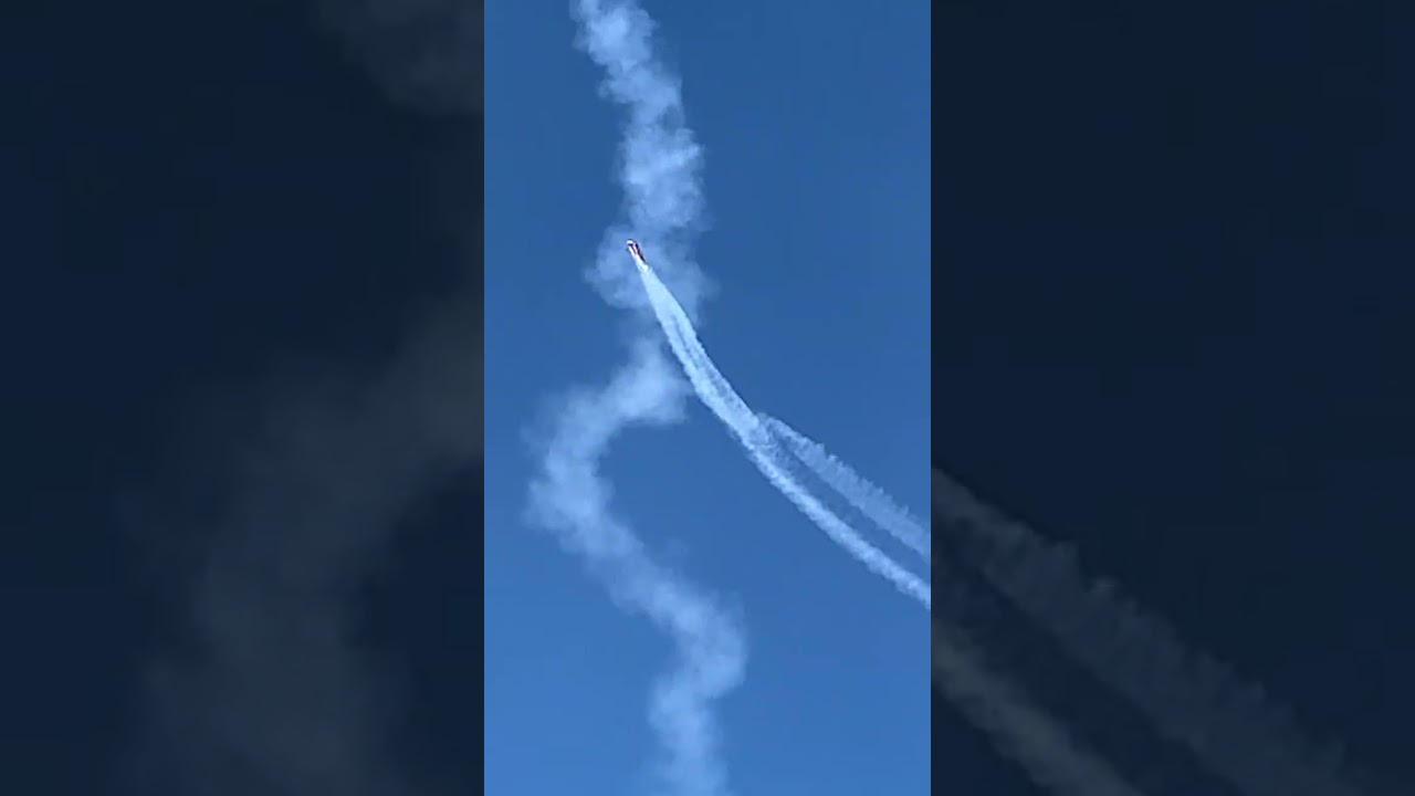 Gold Coast Air Show Plane Loop