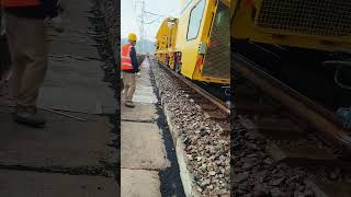 Train Track Renovation Process- Good Tools And Machinery Make Work Easy