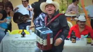 Video thumbnail of "El Mudo.Oscar Padilla"