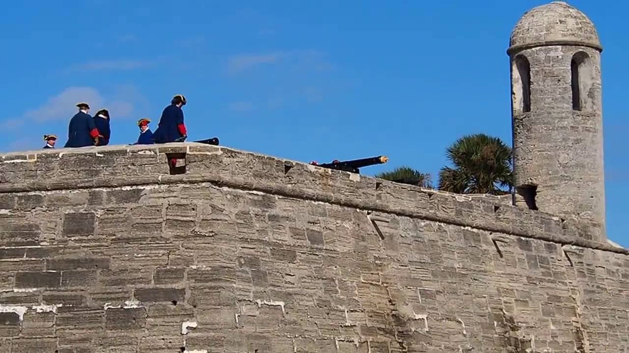 Cannon Firing at the Fort of Castillo de San Marcos in St. Augustine,FL ...