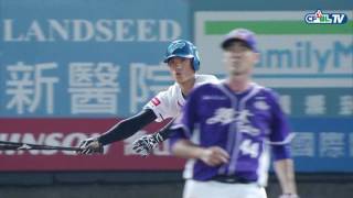 07/21 義大 vs Lamigo 五局下,義大守備發生失誤,Lamigo逆轉比分以7:6暫時領先