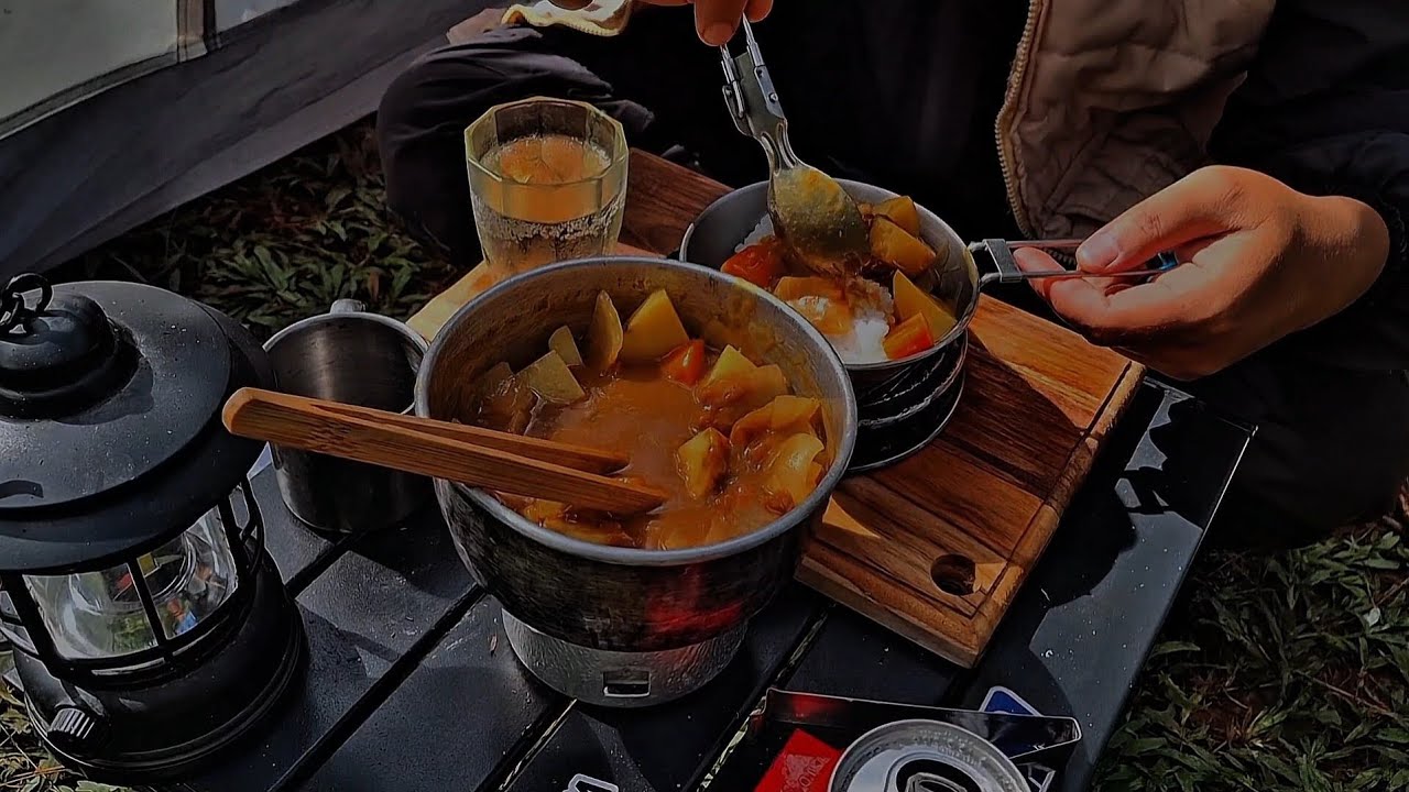 Solo Camping End of 2025 - trying to make a campfire & cooking (asmr) 