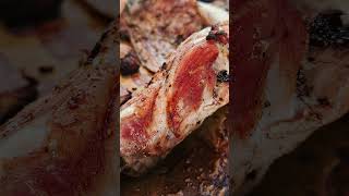 Запеченный кролик в духовке с грибами