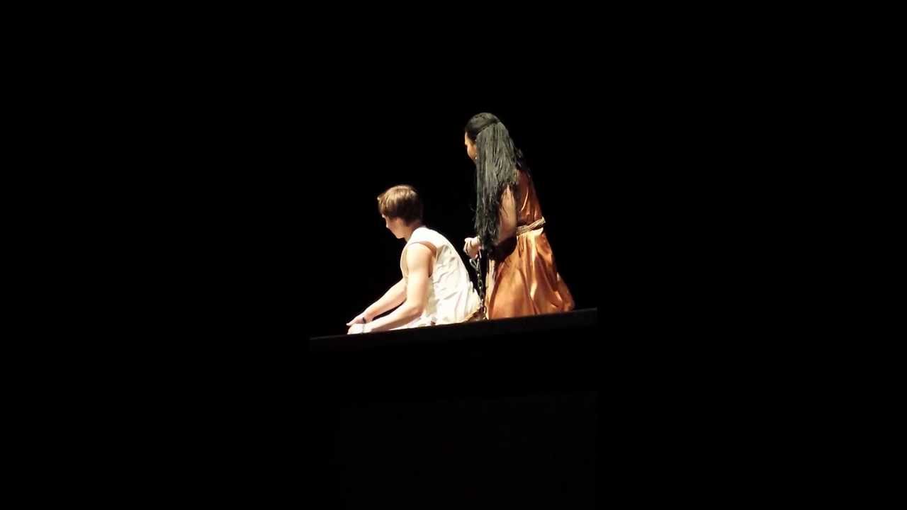 Aitana Alapa in Aida singing Elaborate lives. - YouTube