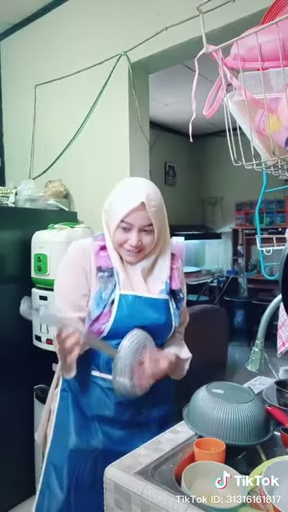 Video lucu, alat masak menjadi alat musik