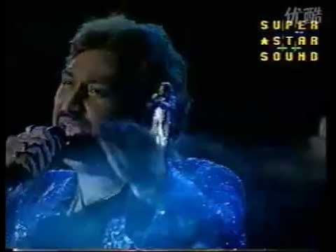 Tere Dar Par(Live)--Kumar Sanu