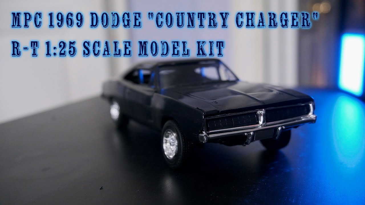 Maisto Cars MPC 1:25 Scale 1969 Dodge Charger R/T Model Kit – Black ...