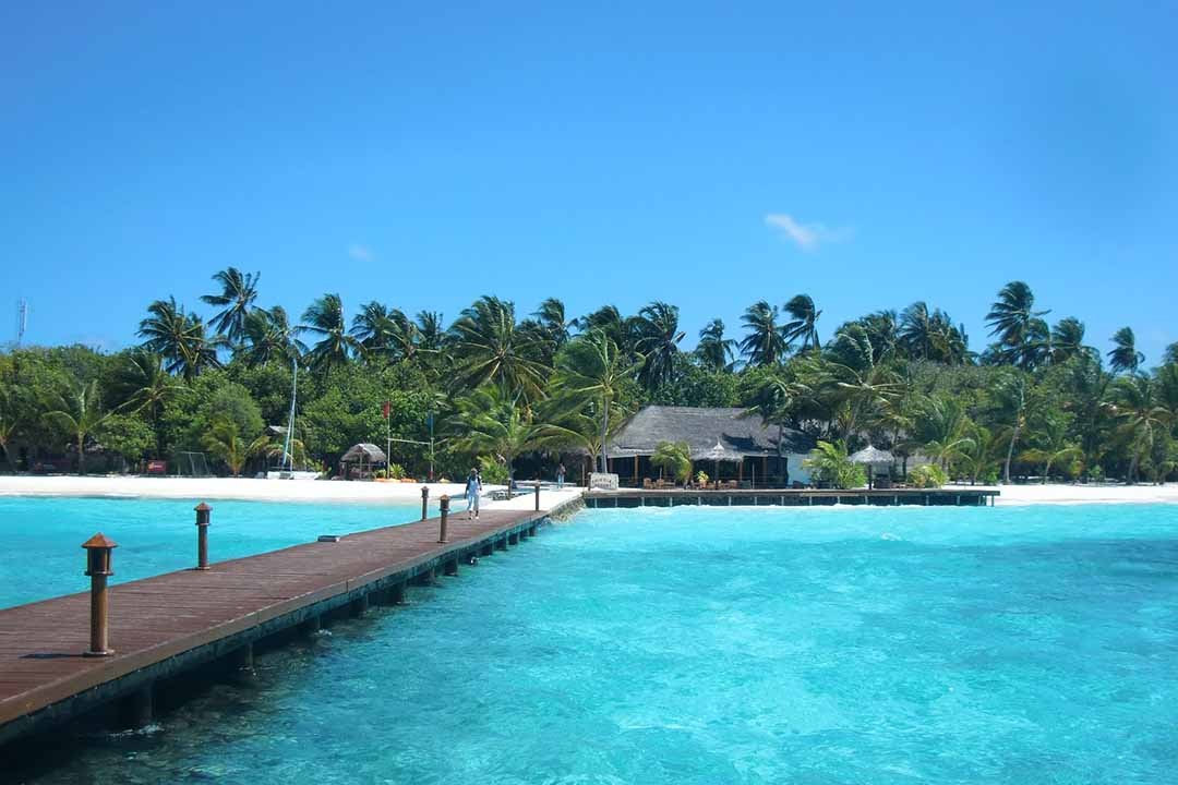 Ваав. Атолл Вааву. Keyodhoo, Vaavu Atoll, Maldives. Остров Тинаду. Муши Кей курорт.