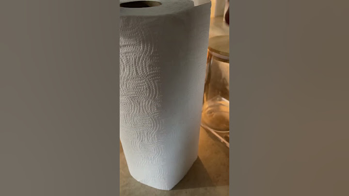 A roll of paper towel hate to see me coming! 😩😂😂
