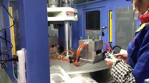 Glue injection turntable machine