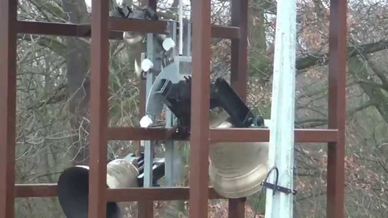 Pierwsze bicie dzwonów i ich poświęcenie - Sartowice /  The first bells and their dedication