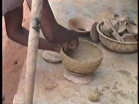 ⁣Nigerian Pottery: Igbo, Yoruba, Gwari, Bini
