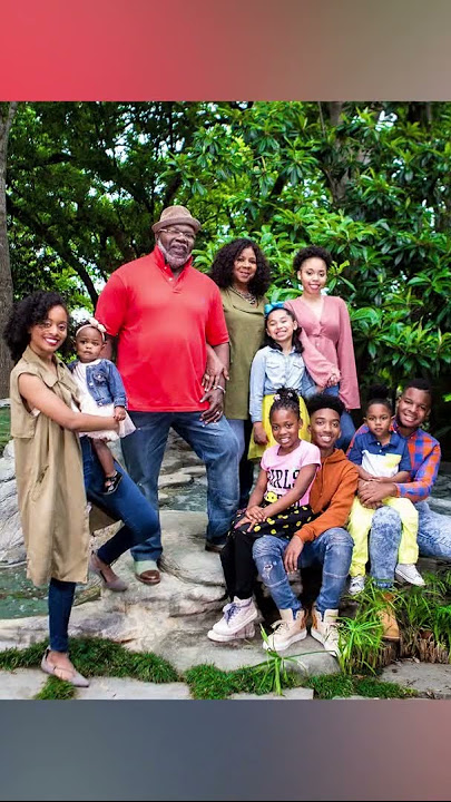 T D and Serita Jakes 41 Years Of Marriage  With Their 5 Children