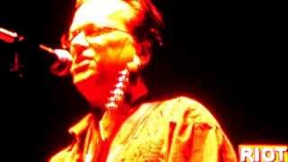 View Violent Femmes Live Performance of 'Add It Up' at Riot Fest