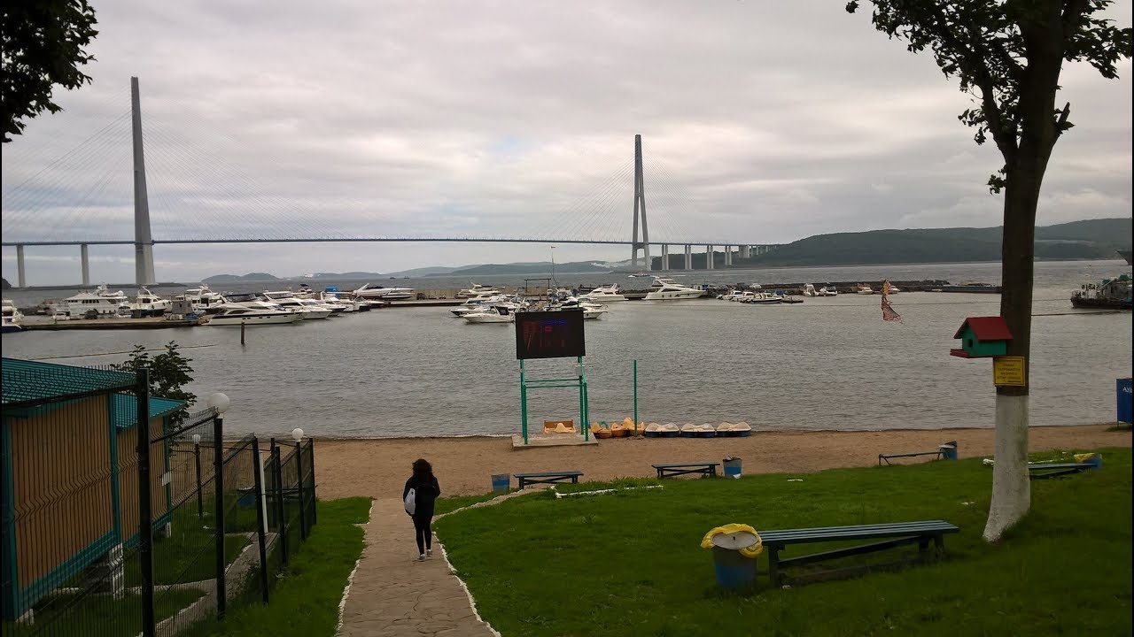 Пляж змеинка владивосток