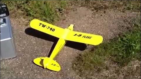 Maiden Flight of the J3 Cub Trainer Plane